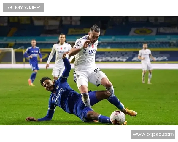 英超赛场上芒特闪耀破门助力球队再创佳绩