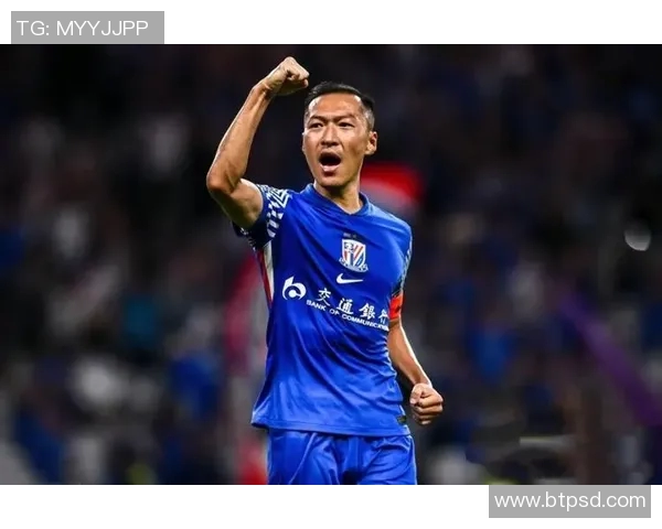 吴曦精彩直塞助力上海申花再创佳绩展现球队团结与拼搏精神