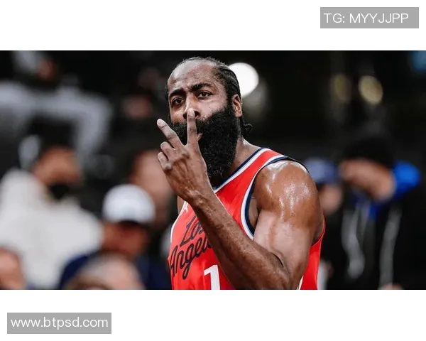 詹姆斯·哈登携手詹姆斯加盟湖人！全明星阵容再添猛将！