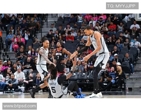 马刺队胜中国男篮取得5连胜，展现出色团队配合和稳定表现